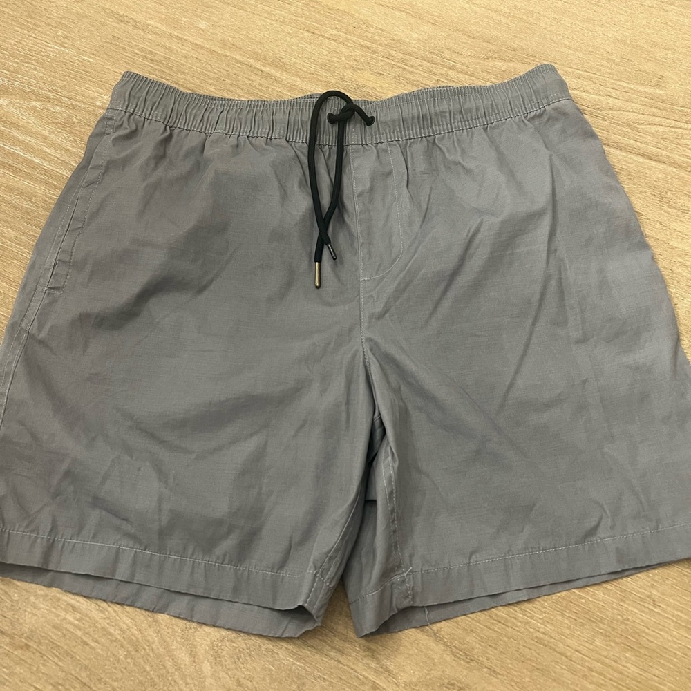 Good threads gray swimsuit trunks large